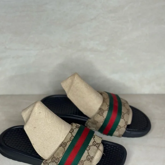 Nike custom slides - Picture 2 of 4